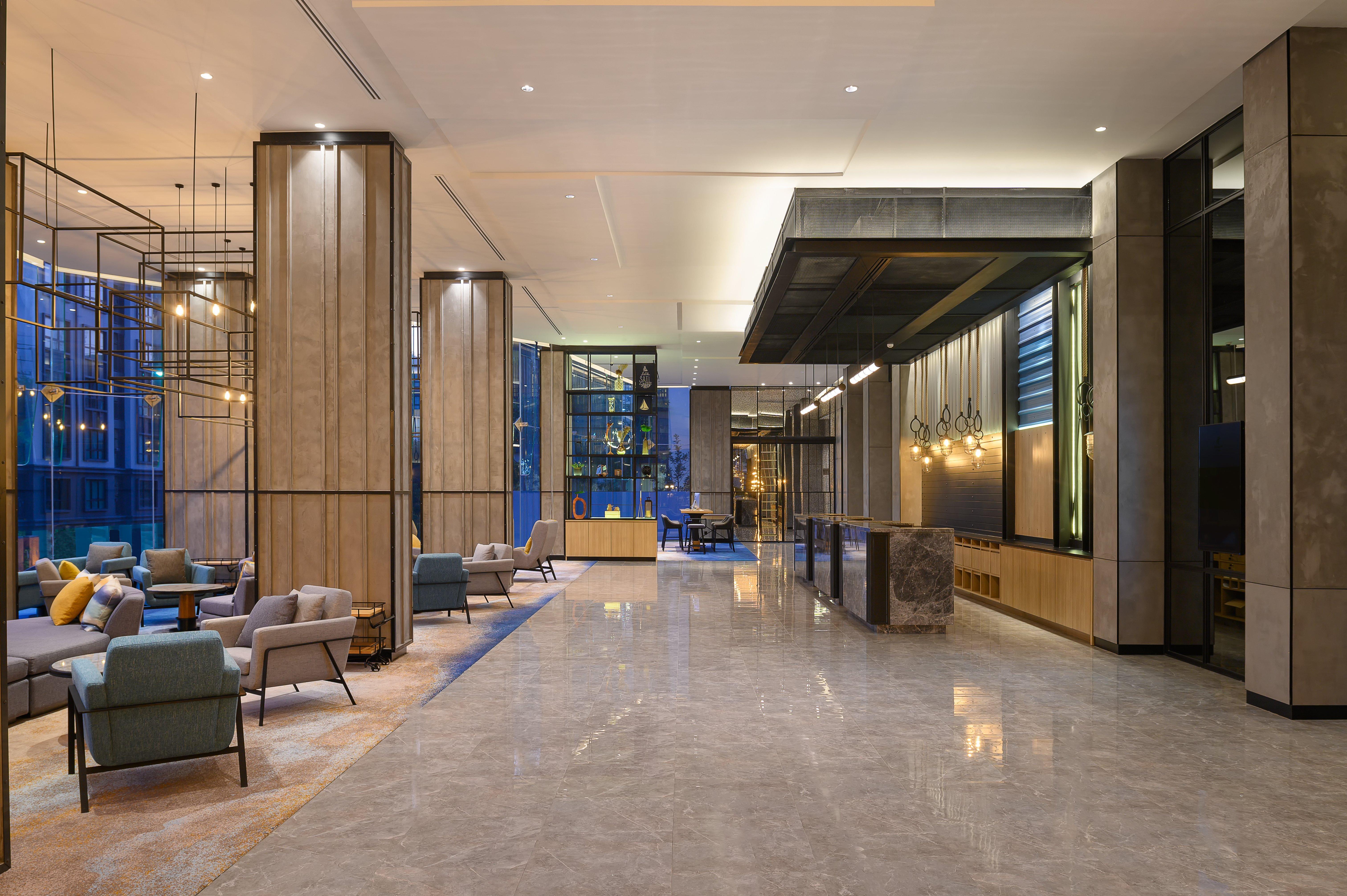 Holiday Inn & Suites Siracha Laemchabang By Ihg Сирача Экстерьер фото