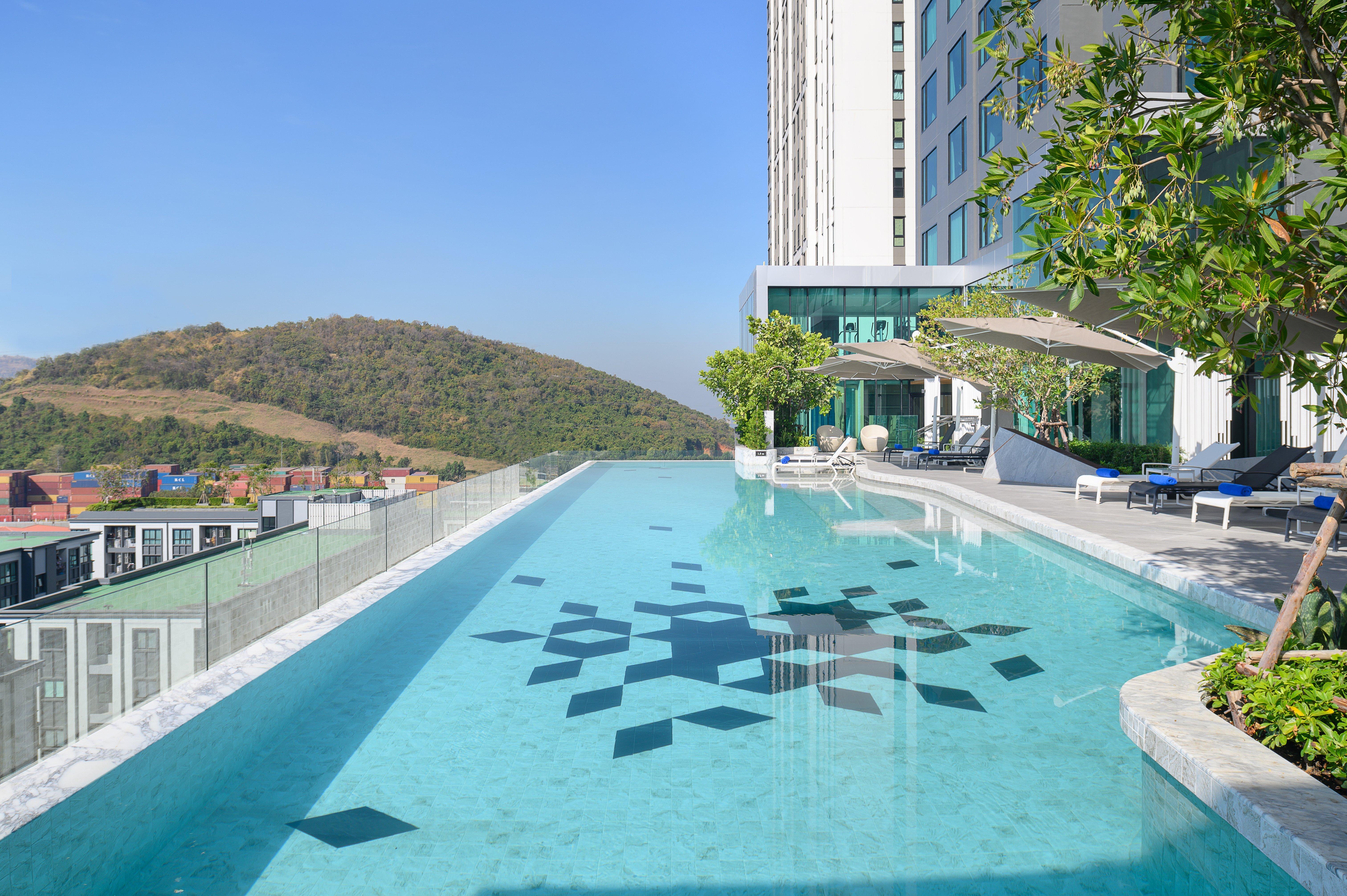 Holiday Inn & Suites Siracha Laemchabang By Ihg Сирача Экстерьер фото