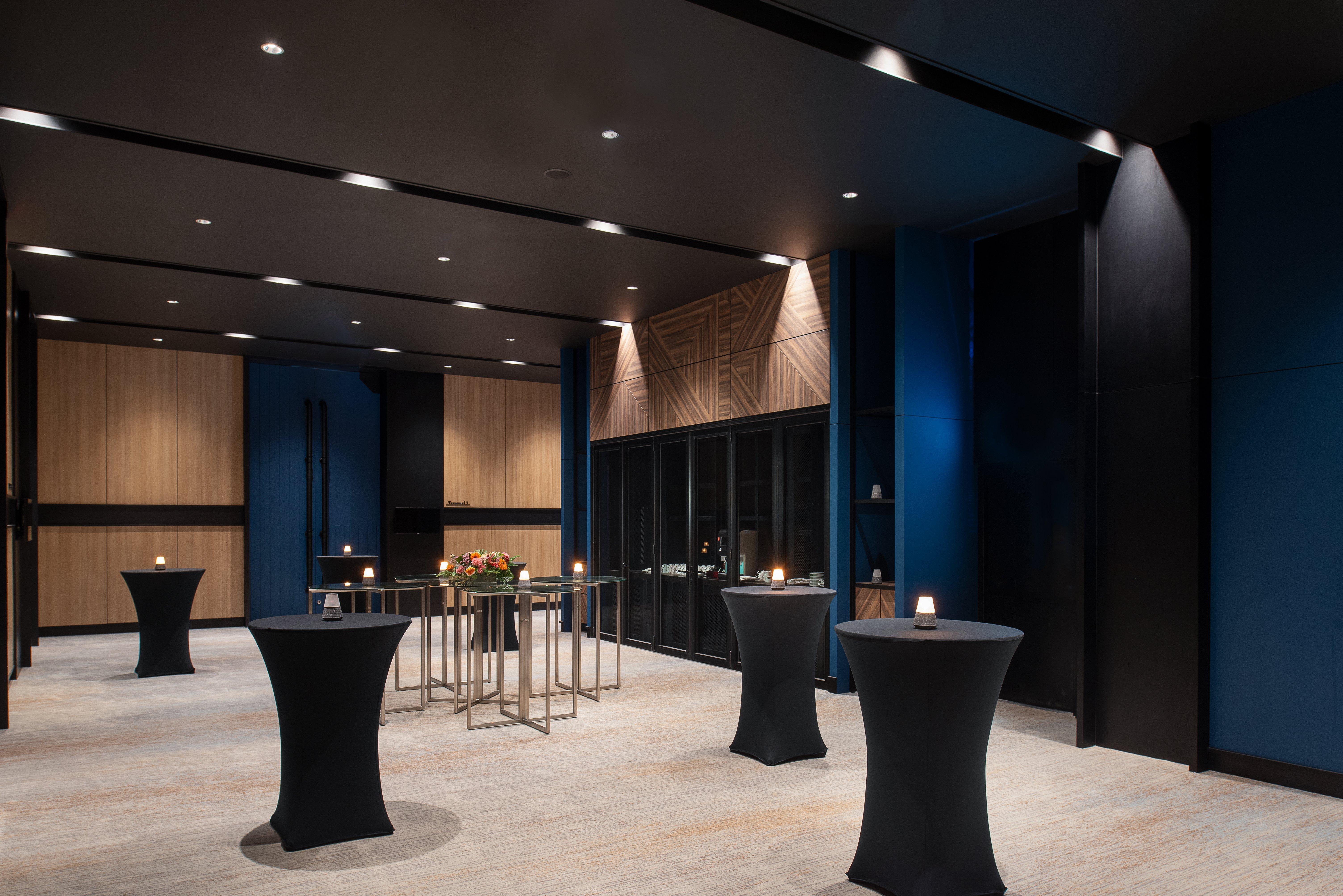 Holiday Inn & Suites Siracha Laemchabang By Ihg Сирача Экстерьер фото