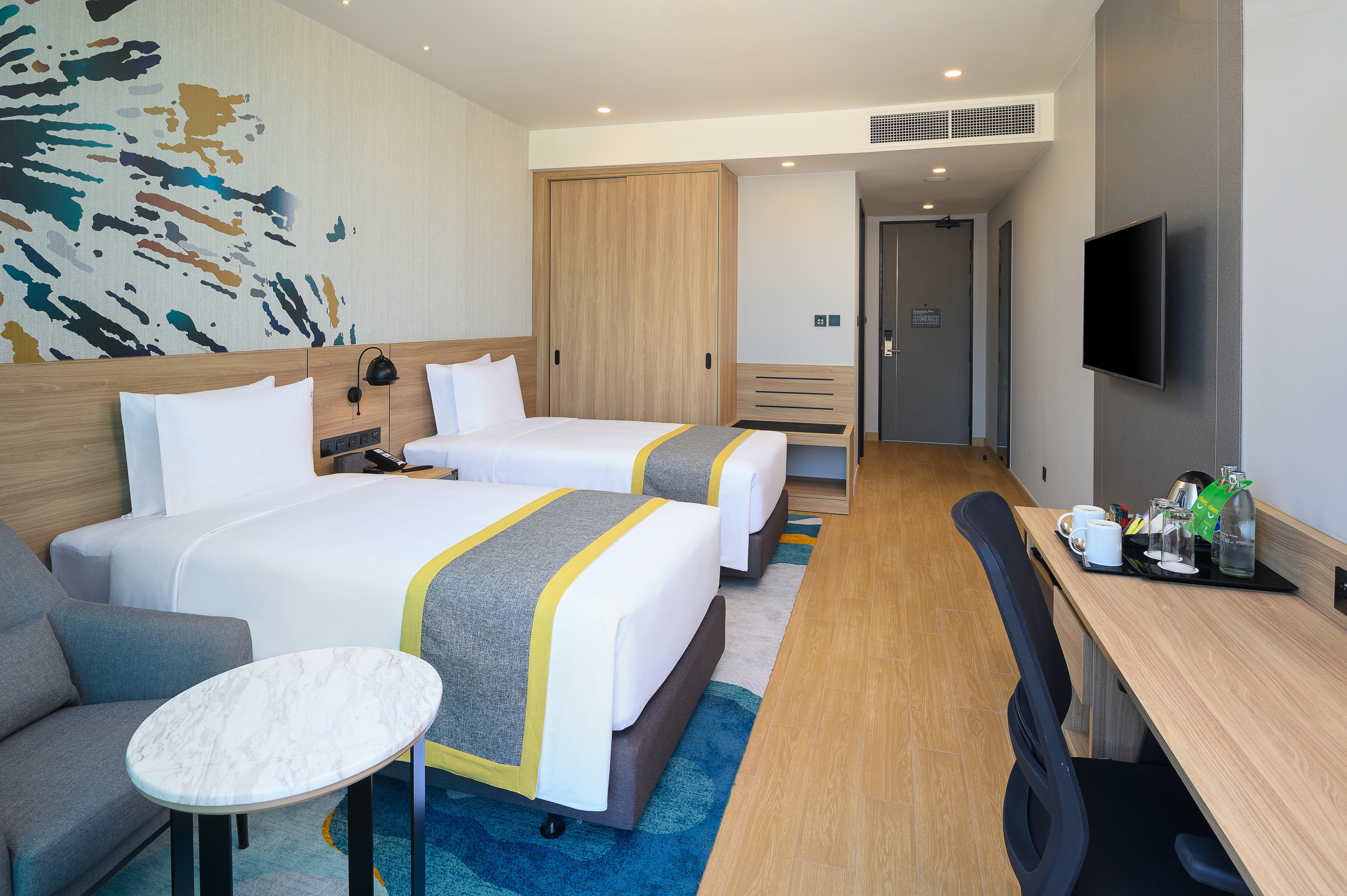 Holiday Inn & Suites Siracha Laemchabang By Ihg Сирача Экстерьер фото