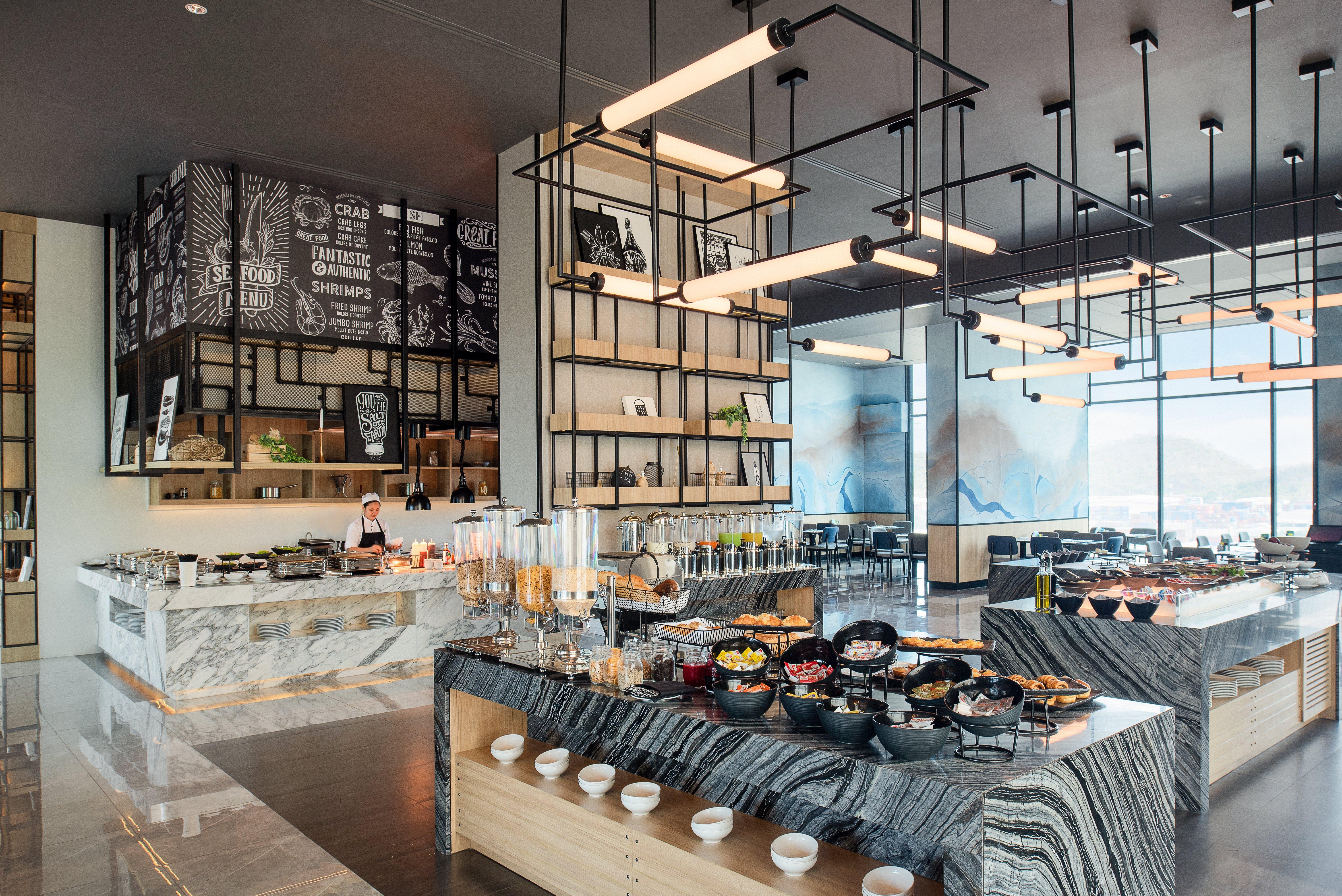 Holiday Inn & Suites Siracha Laemchabang By Ihg Сирача Экстерьер фото